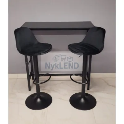 Stolik barowy z krzesłami