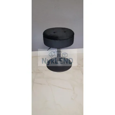 Regulowany taboret roboczy