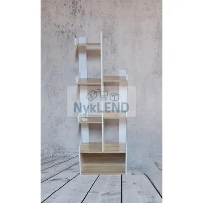 Regał na książki w kształcie drzewa